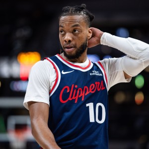 小卡：加兰性格外向&amp;爱开玩笑 他与大家相处融洽&amp;总能带来正能量